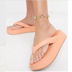 NEW Asos Design Ferris Chunky Flip Flop Sandals | 8
